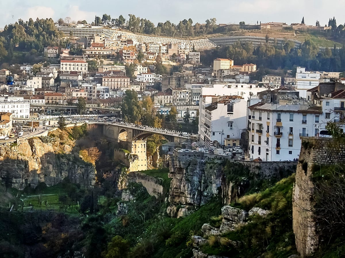 Constantino e herança oriental - Image 1